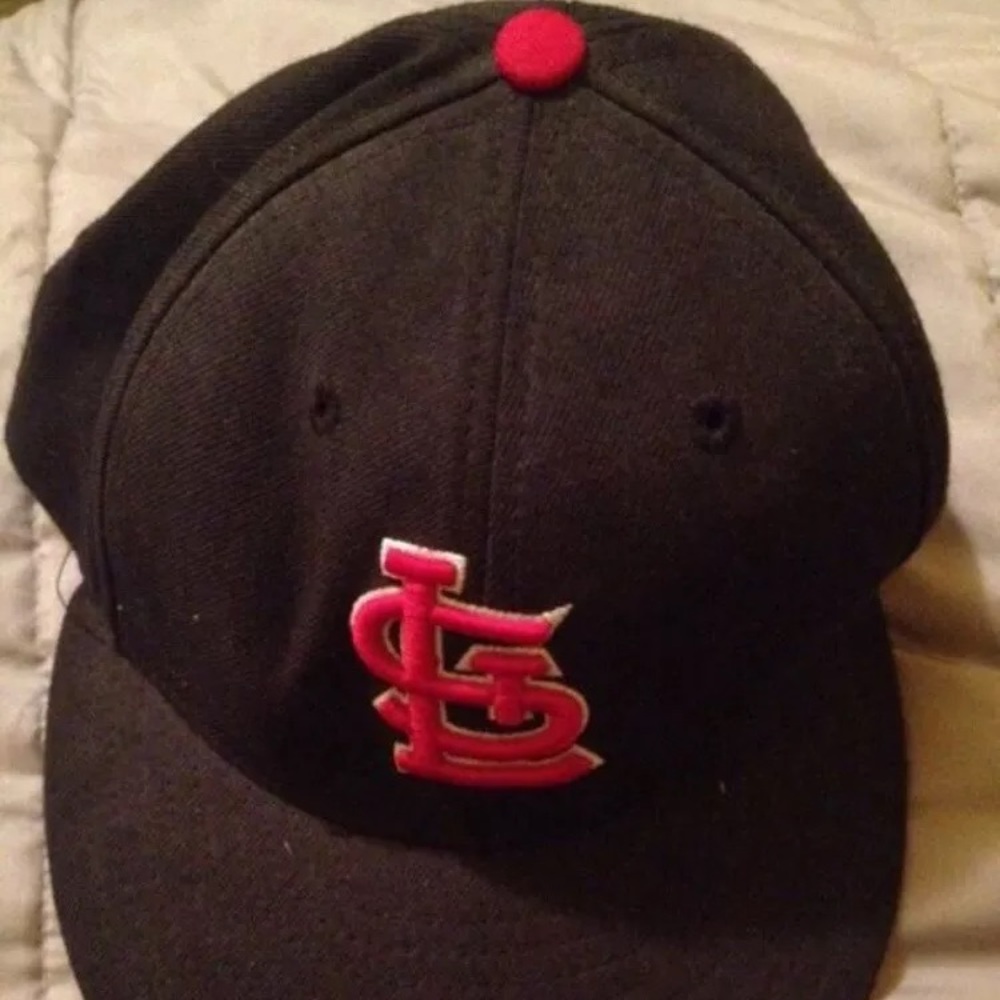 St Louis Cardinals Hat (fitted)